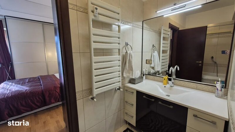 Floreasca, apartament cu 4 camere, 154 mp vedere Lac, Floreasca, etaj 4.